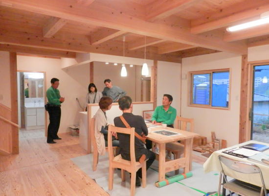 福岡県太宰府市注文住宅自然素材木と漆喰末永ハウジング